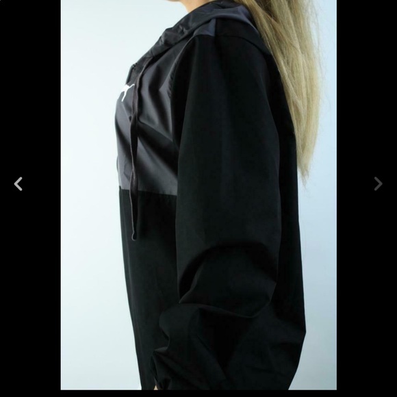 Victoria’s Secret PINK Anorak Hoodie Half Zip - Picture 2 of 2